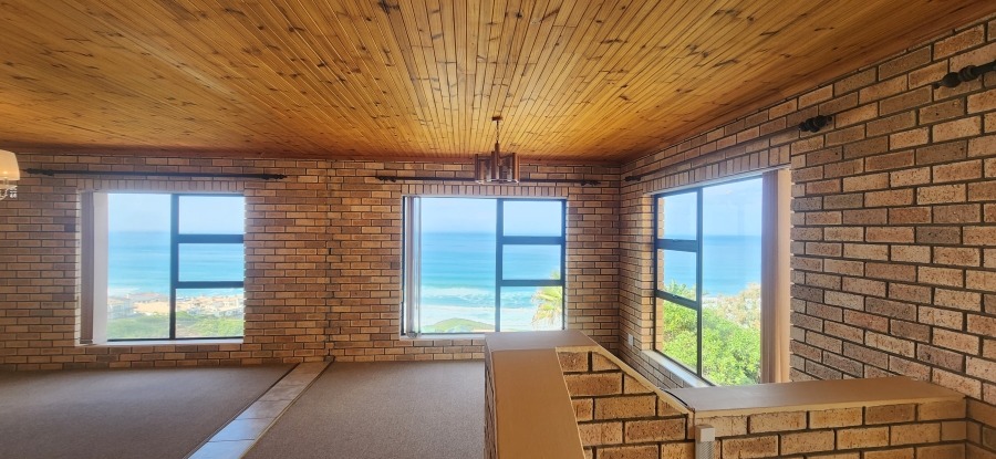 5 Bedroom Property for Sale in Dana Bay Western Cape